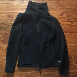 Reversible Calvin Klein Fleece EUC